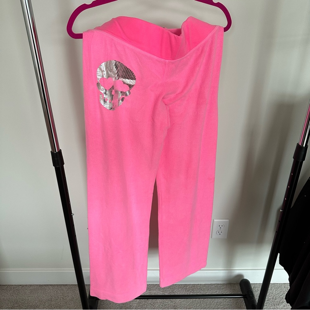NWOT Pink Wildfox Skull Sweatpants